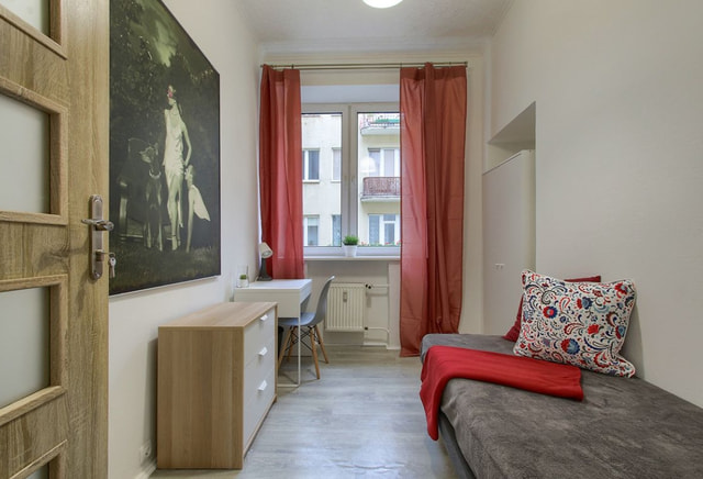 Pokój 1-osobowy  nr 1 ul. Sienna 59