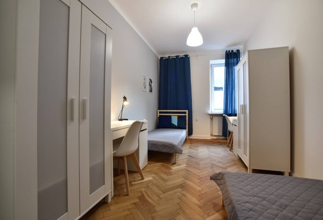 Pokój 1-osobowy  nr 4 ul. Nowogrodzka 7/9