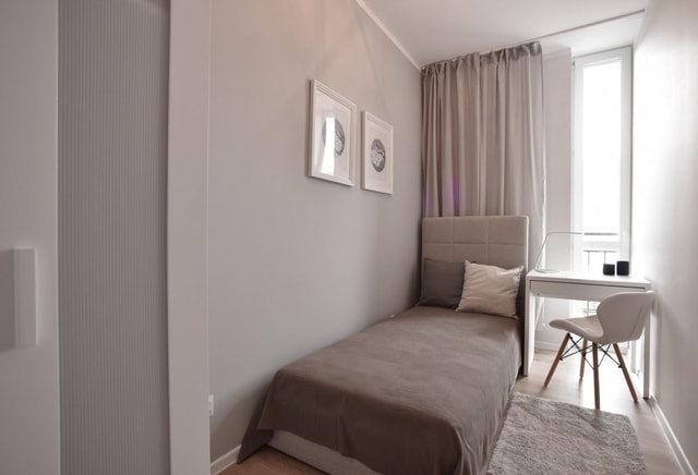 Pokój 1-osobowy  nr 1 al. Niepodległości 150