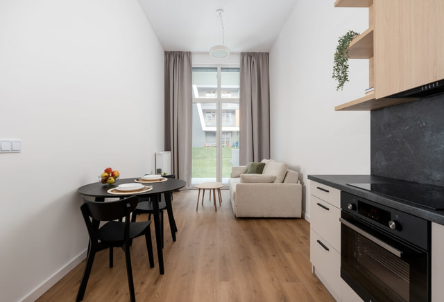 Aleja Pokoju 83F - 2-pokojowe, ogródek, wysoki standard