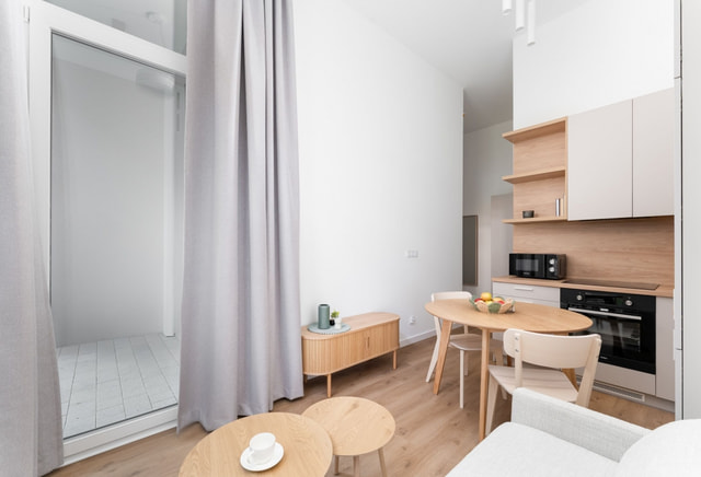 Aleja Pokoju 83F - 2-pokojowe, ogródek, wysoki standard