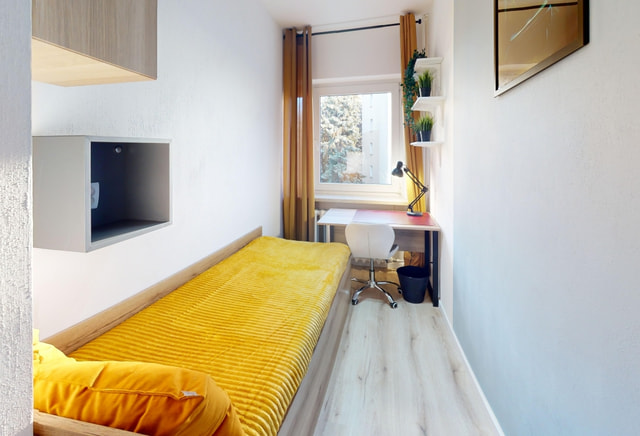 Pokój jednoosobowy #2 przy ul. 1 Sierpnia 49B/19 