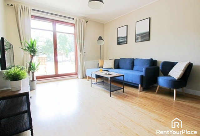 An apartment with a garden near the Medical University!