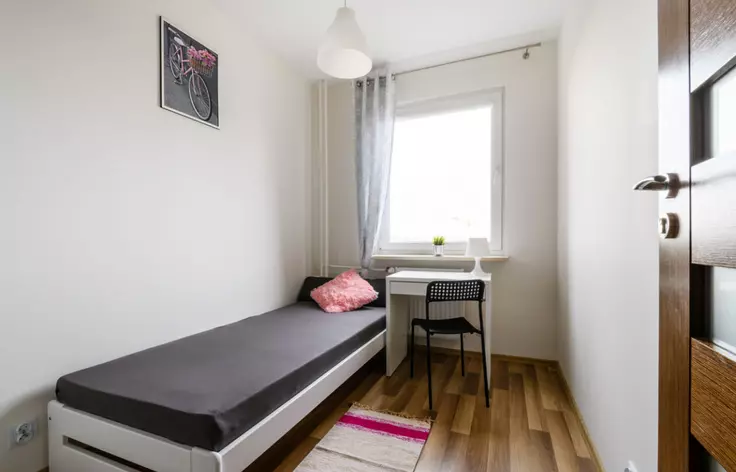 Pokój nr 5, ul. Sozopolska 1, SGGW