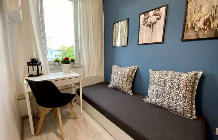 Pokój nr 5, ul. Suwalska 32 przy Kondratowicza, Zielony Targówek