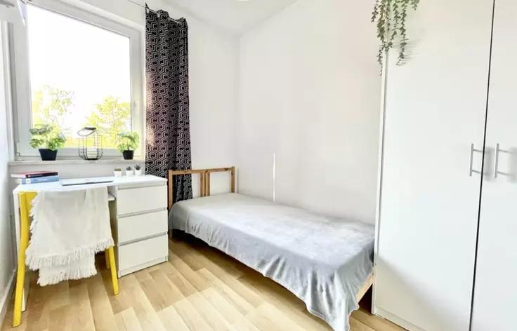 Pokój nr 2, Amałowicza Tatara 2a, Rembertów