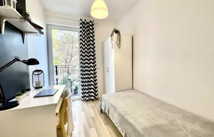 Pokój nr 4 z TARASEM, Amałowicza Tatara 2a, Rembertów, blisko ASW